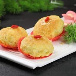 Baked Sugar Stuffed Sesame Biscuit