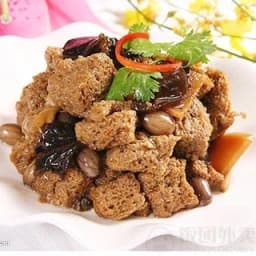 Fried Gluten and Shitaki Mushroom