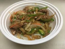 Noodle Soup w/ Shredded Beef & Pepper