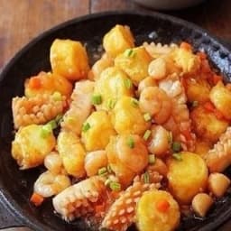 Sizzling Seafood & Tofu