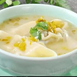 Wonton (Stuffed w/ Pork & Vegetable) Soup